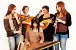 Η γυναικεία παραδοσιακή ορχήστρα Smyrna στο Radio Musicheaven 