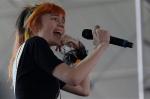 Η Grimes επιτίθεται στον σεξισμό της μουσικής βιομηχανίας