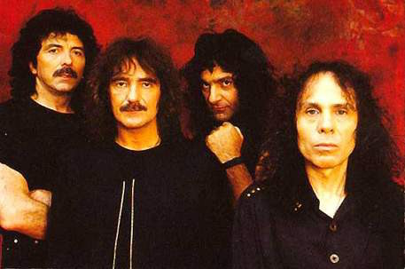 Στη μνήμη του Ronnie James Dio!