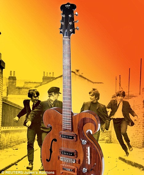  Κιθάρα των Beatles πουλήθηκε για $408.000!